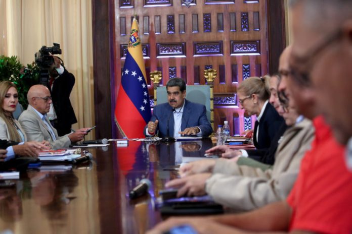 Maduro-comision Maduro-comision