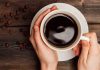 Alzheimer: según un estudio beber café sin azúcar podría reducir el riesgo