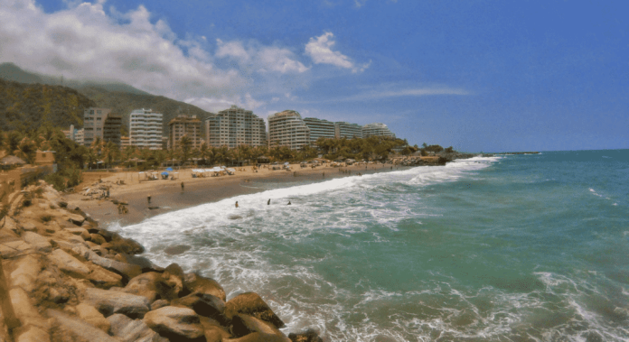 Playas de La Guaira y Miranda Playas de La Guaira y Miranda