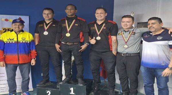 bola-8 campeón