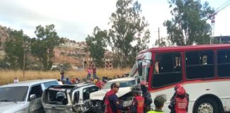 Colisión múltiple en bajada de Tazón
