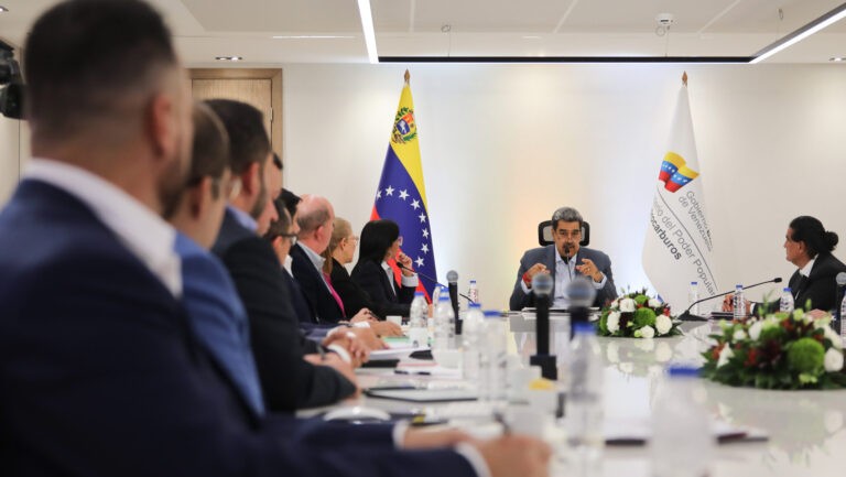 Maduro asfalto Maduro asfalto