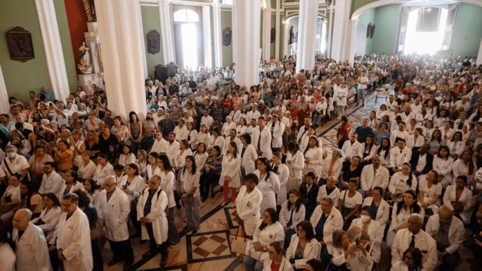 Misa de las Batas Blancas