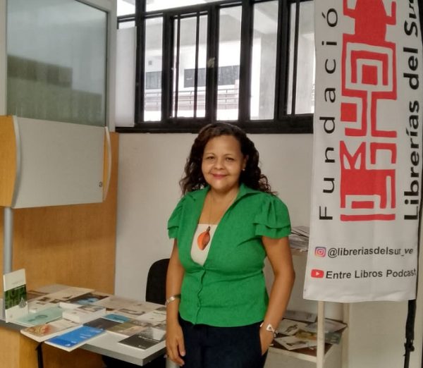 Librería del Sur-día del Libro-UC-UAM-Niddy Calderón b