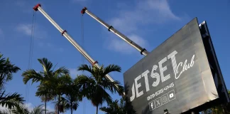 Jet Set