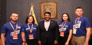 Rander Peña se reúne con líderes de partidos políticos acompañantes de elecciones