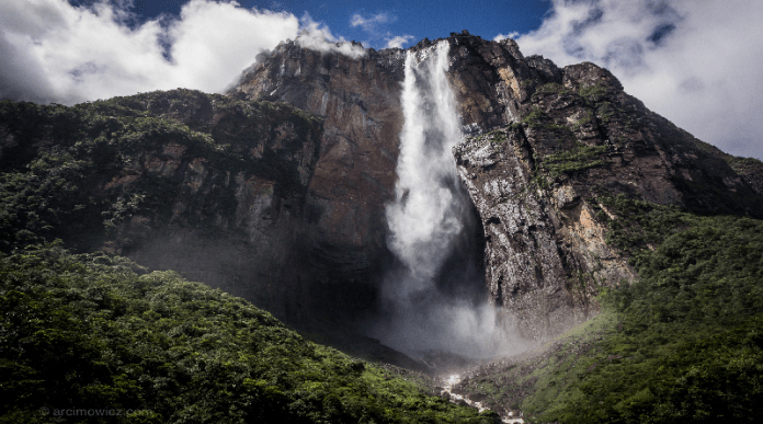 Impulsan turismo como un sector dinamizador de las exportaciones en el país Impulsan turismo como un sector dinamizador de las exportaciones en el país