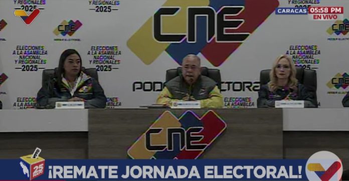 CNE: Centros electorales permanecerán abiertos hasta el último votante CNE: Centros electorales permanecerán abiertos hasta el último votante