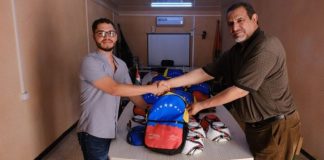 Gobierno de Venezuela entrega donativos en solidaridad con el pueblo saharaui