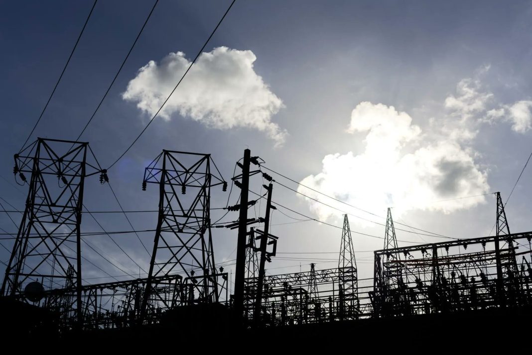 ataque al sistema eléctrico-SEN-extrema derecha