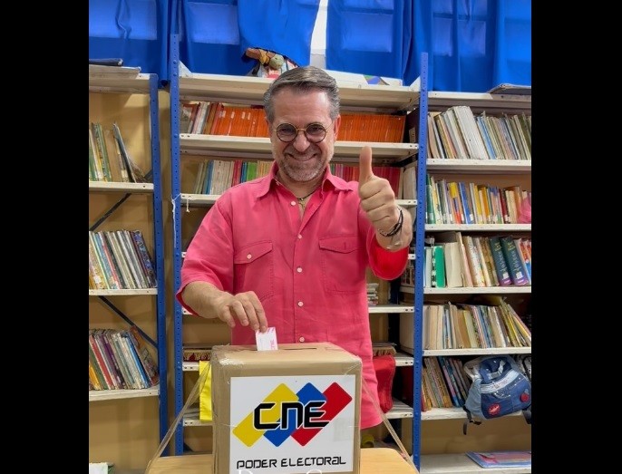 votando Candidato Rafael Lacava