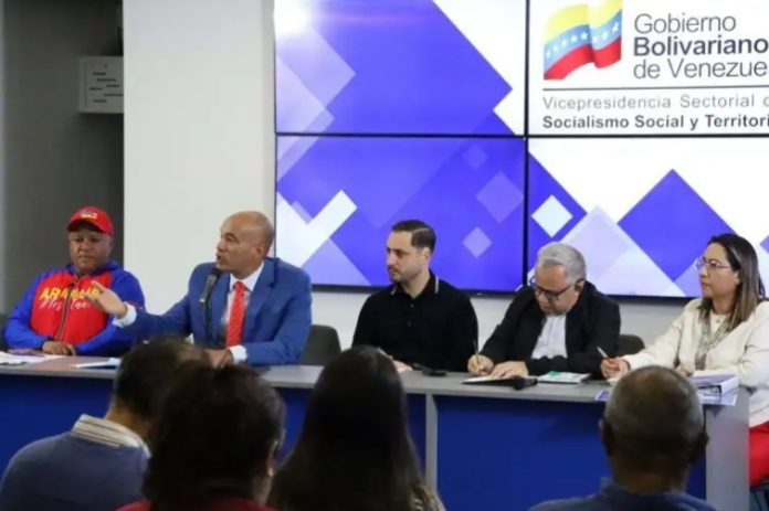 100 mil jóvenes 100 mil jóvenes