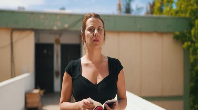 Ñáñez lamenta muerte de la poeta chilena Amanda Durán
