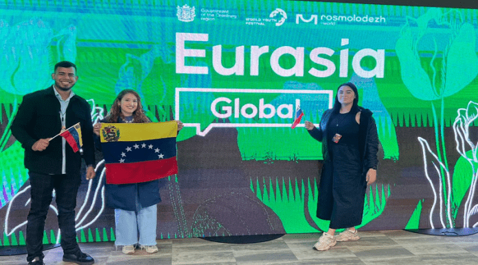 Jóvenes venezolanos brillan en Foro Eurasia Global 2025 en Rusia Jóvenes venezolanos brillan en Foro Eurasia Global 2025 en Rusia