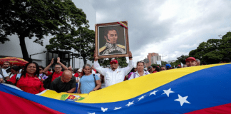 Maduro: El camino es el diálogo y el respeto al derecho internacional
