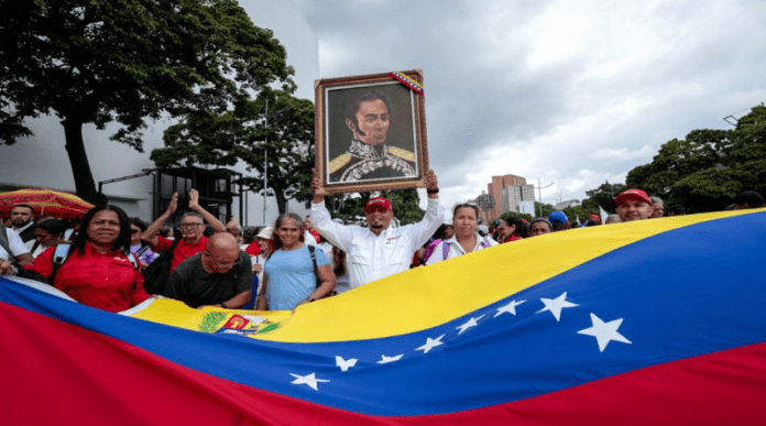 Maduro: El camino es el diálogo y el respeto al derecho internacional