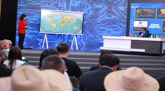 Jefe de Estado entregó cartas a EE. UU., China y Rusia para iniciativa de paz Jefe de Estado entregó cartas a EE. UU., China y Rusia para iniciativa de paz