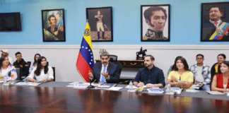 Juventud protagoniza histórica consulta