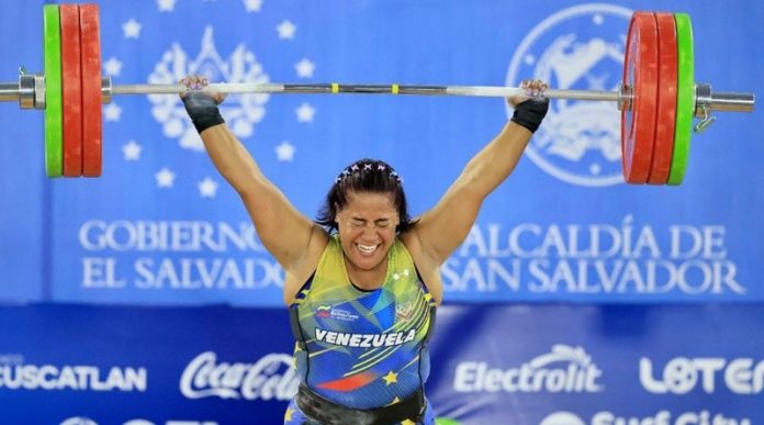 Halterofilia venezolana suma siete medallas en Colombia