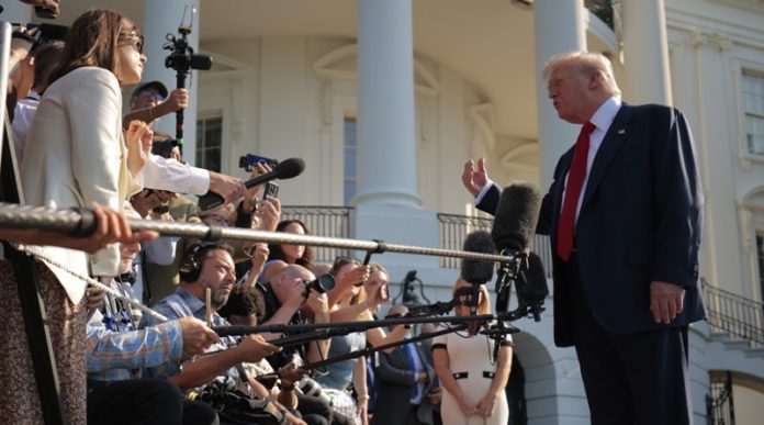 TRUMP-PERIODISTAS-EPSTEIN Trump pide a periodistas que no le pregunten sobre Jeffrey Epstein