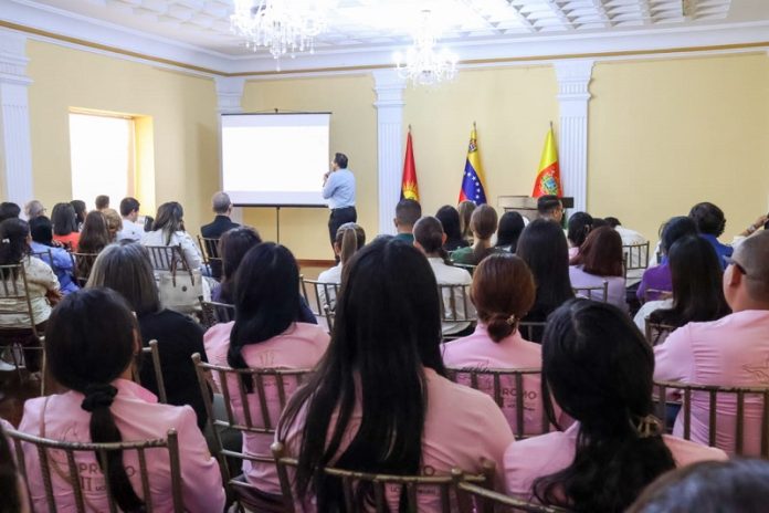a Abordaje odontológico de pacientes con VIH