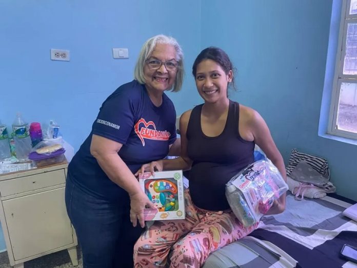 a Kits de bebé y juguetes