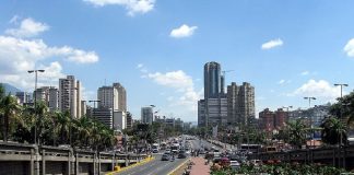 458 años