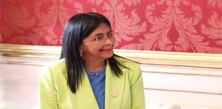 Venezuela afianza lazos de cooperación en materia energética con Mozambique