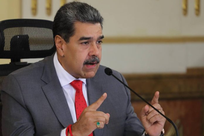Maduro Debemos actuar frente Maduro Debemos actuar frente