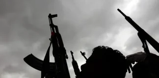 Yemen golpea con misiles a Israel tras bombardeos contra su territorio Yemen