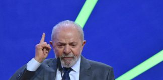 Lula critica a Trump