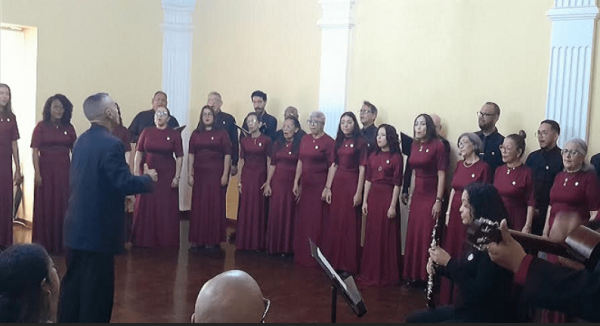Coral Filarmónica 60 años coro-Danilo Gozález-Valenciana