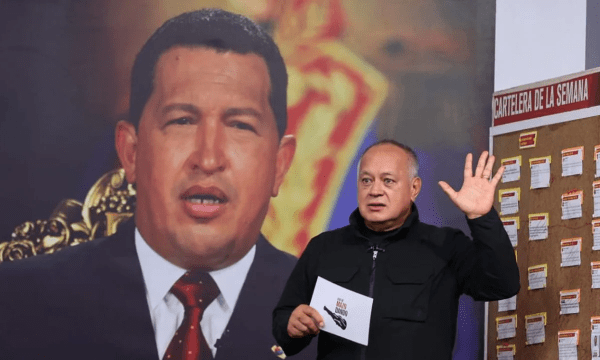 Diosdado desmiente rumores de reclutamiento militar en Caracas