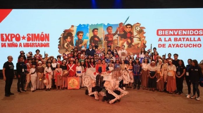 Expo Simón de Niño a Libertador