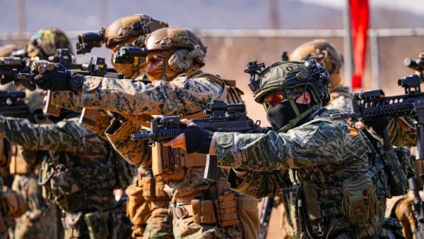 EEUU despliega fuerzas militares