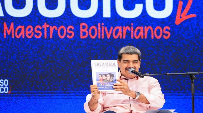Jefe de Estado propone transformar el modelo educativo para construir una nueva sociedad Jefe de Estado propone transformar el modelo educativo para construir una nueva sociedad