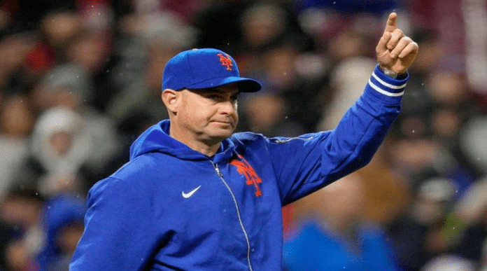 Venezolano Carlos Mendoza seguirá al frente de los Mets en el 2026