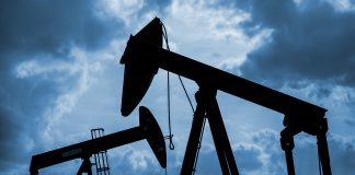 consumo mundial de petróleo en 2025