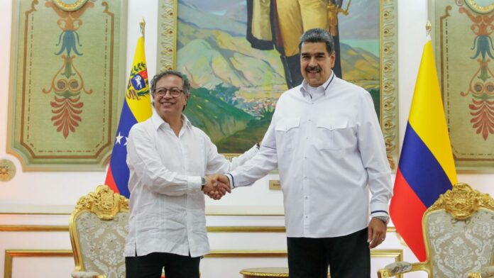 Petro-y-Maduro-e1754750773525-696x392