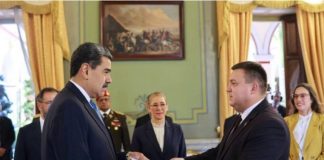Maduro recibió las Cartas Credenciales