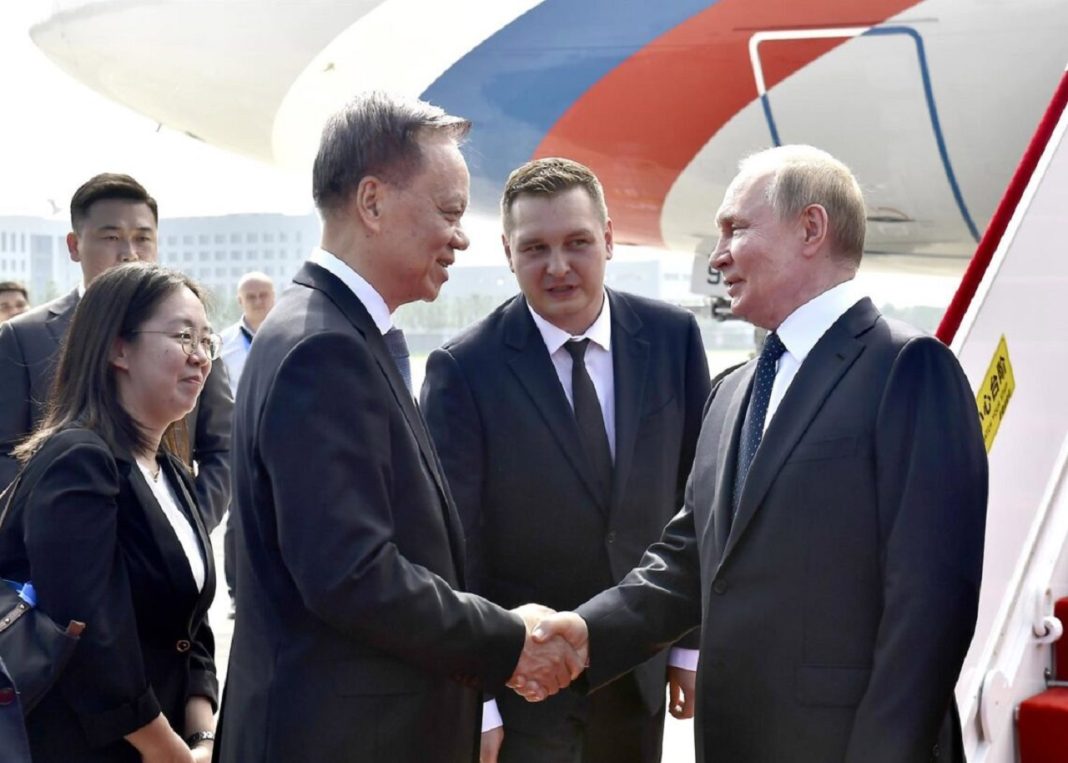 Vladímir Putin en China una visita sin precedentes