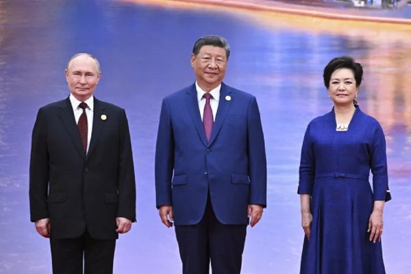 Vladímir Putin en China una visita sin precedentes