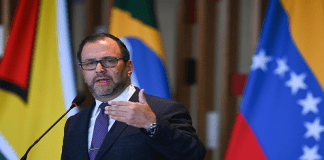 Yván Gil: Patética «recompensa» de Pamela Bondi es un burdo show mediático