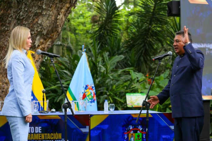 juramentada Elizabeth Niño alcaldesa de Naguanagua