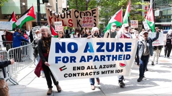 Trabajadores de Microsoft protestan
