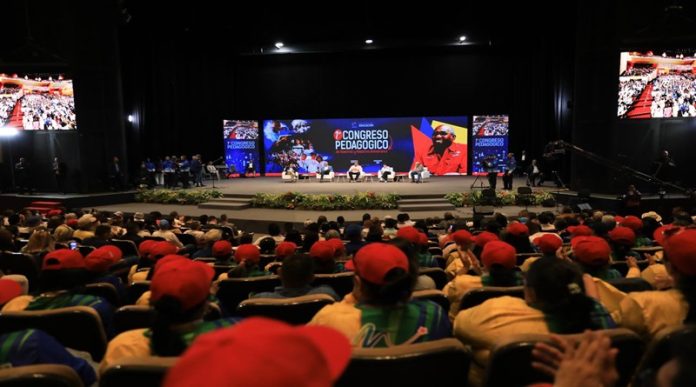 Conforman nuevo Movimiento Unitario del Magisterio venezolano