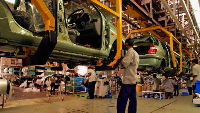 La India se convertirá en la tercera economía mundial