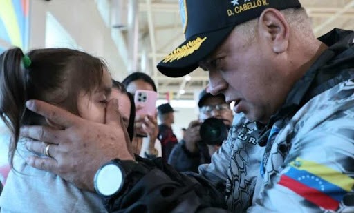 Cabello: Seguiremos exigiendo la entrega de todos los niños secuestrados en EE. UU. Cabello: Seguiremos exigiendo la entrega de todos los niños secuestrados en EE. UU.