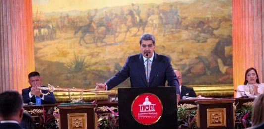 Nicolás Maduro - Ley Antibloqueo