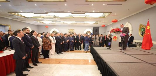Venezuela conmemora 76º aniversario de Fundación de la República Popular China
